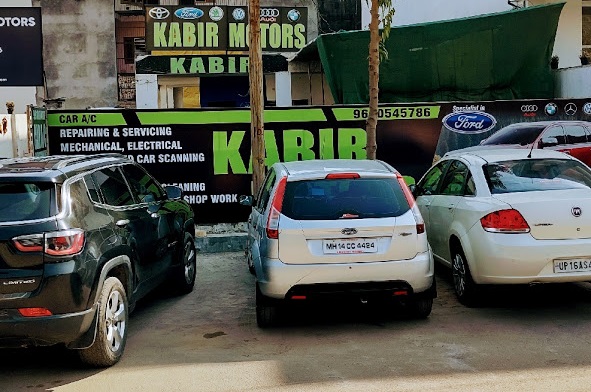  Car service station in Noida