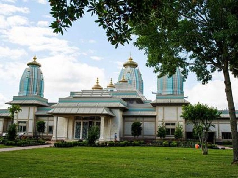  Experience Tranquility at ISKCON Temple