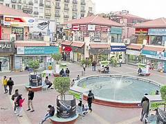  DLF Galleria Market : A Shopping hub in Gurgaon