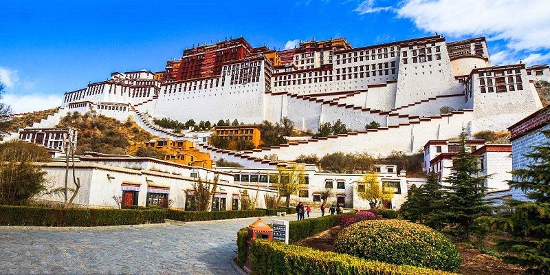  4 Days Lhasa City Essential Group Tour