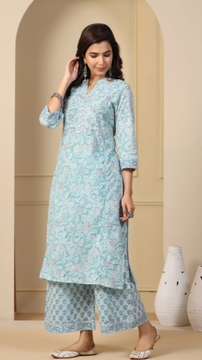  Explore Shahenaz's Exquisite Collection of Ethnic Dresses Online