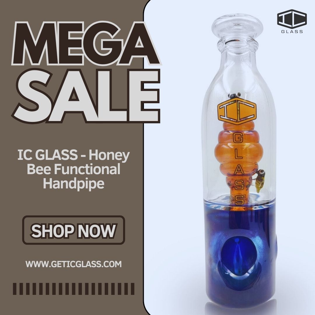  IC Glass Honey Bee Functional Handpipe – 5.9 Inches of Vibrant Perfection!