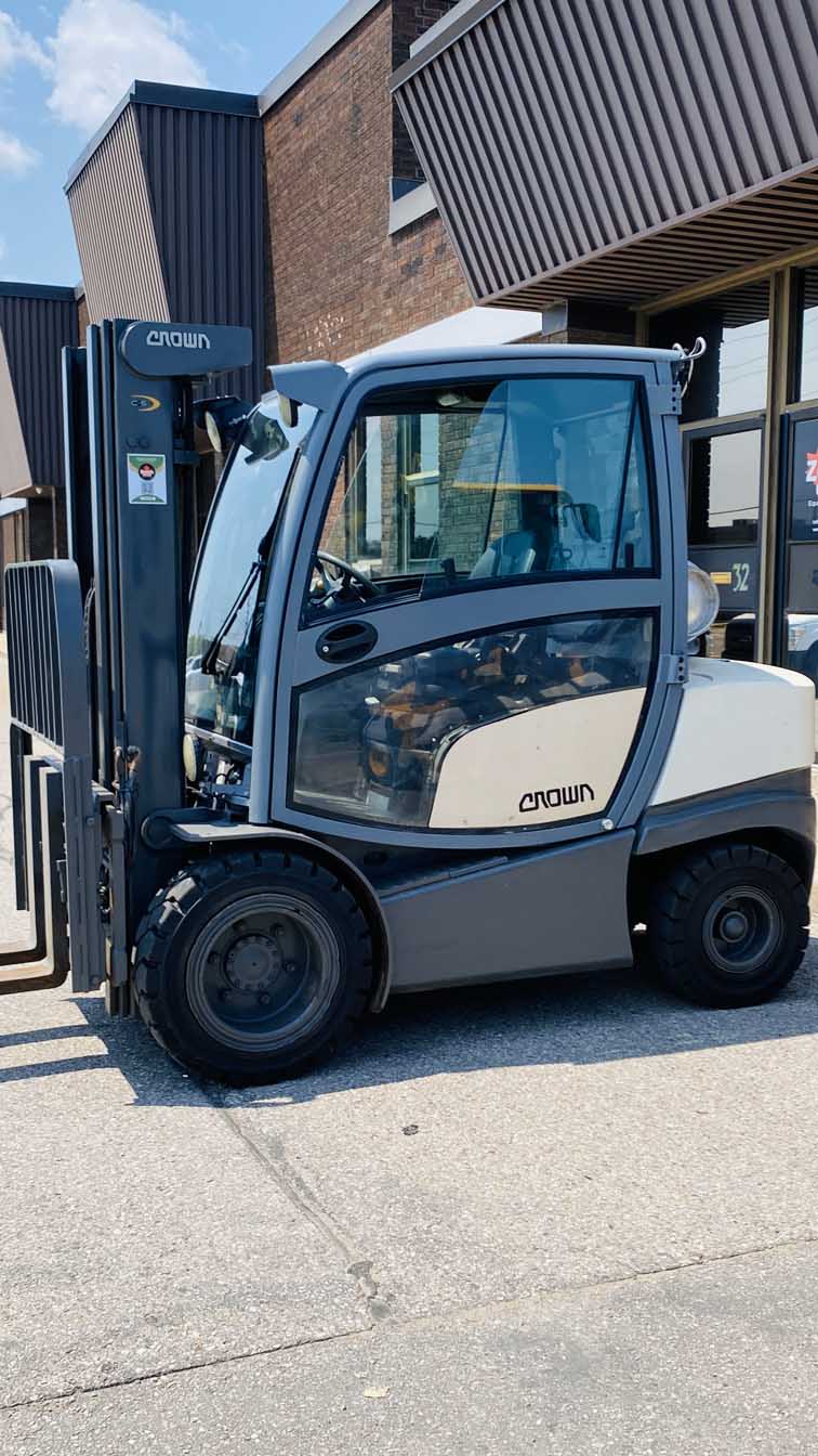  Looking for a dependable **[forklift sale][1]**? Check out our 2016 Crown C5 1050-60