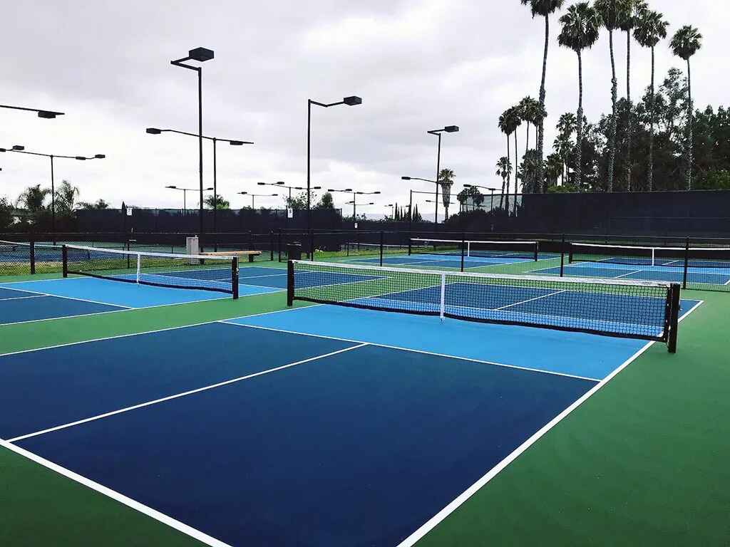  Tustin Hills Racquet Club