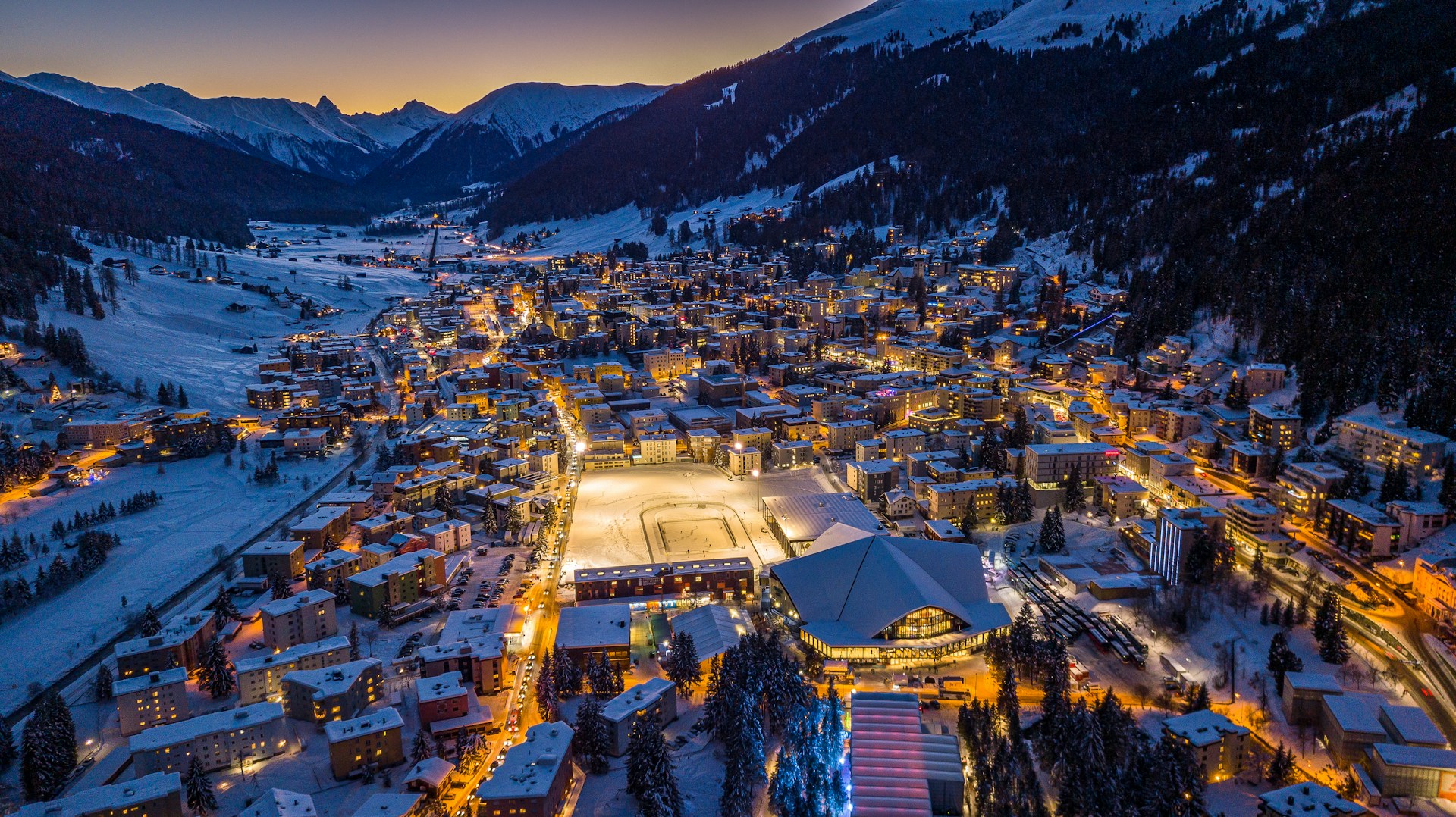  Luxury Blacklimo Transfers: Zurich Airport to St. Moritz