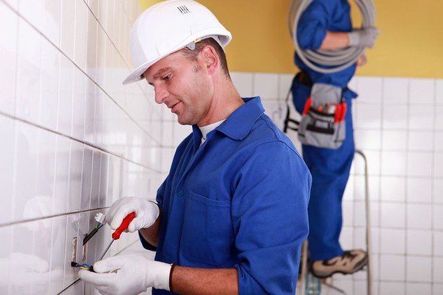  Hire Best Licensed Electrician in Queens