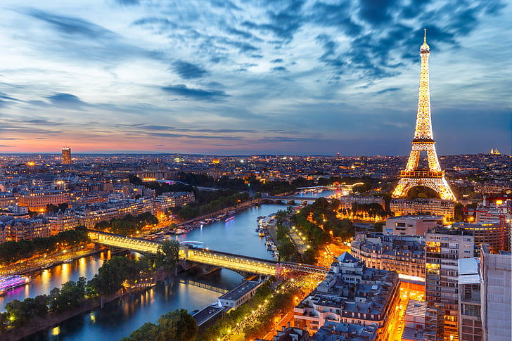  Affordable Paris Vacation Packages for a French Experience!