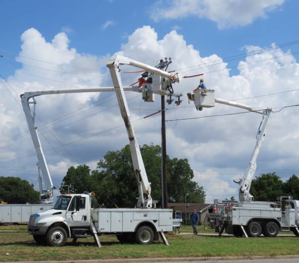  Lineman Job Opportunities and Training | Linemen Academy