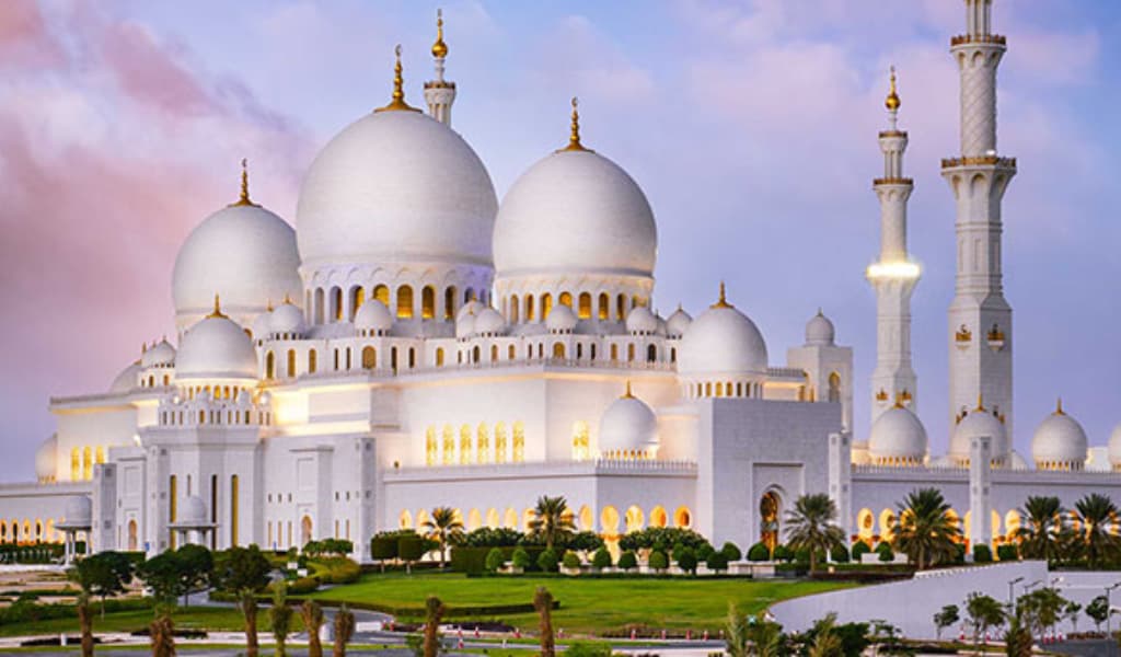  DUBAI & ABU DHABI: 4 NIGHT / 5 DAYS