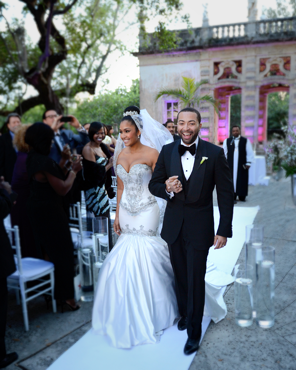  Best Photographers in Miami for Weddings & Elopements