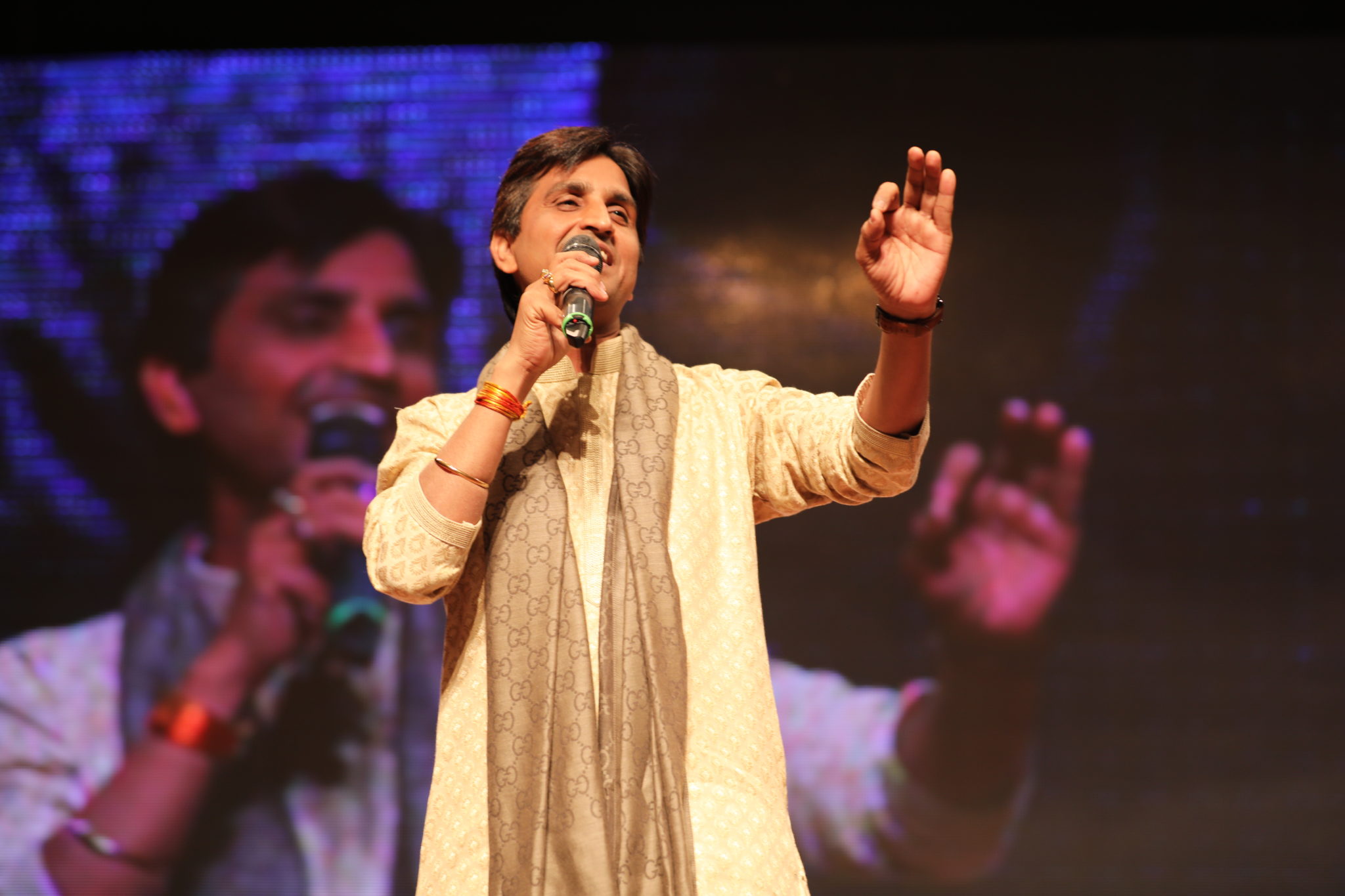  Bring Magic to Your Event with Kumar Vishwas!