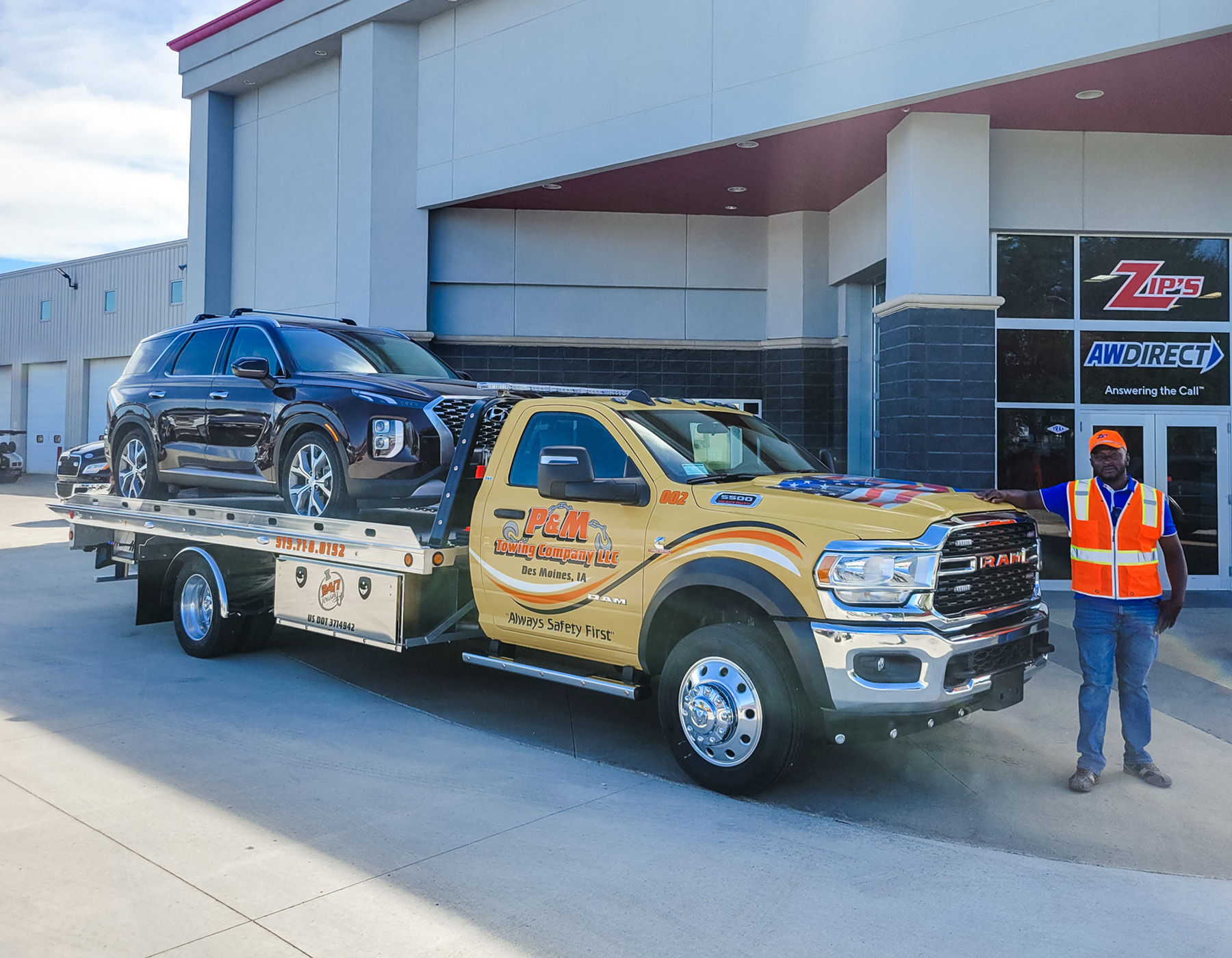  Forklift Towing Service in Des Moines, Iowa - P&M Towing Company