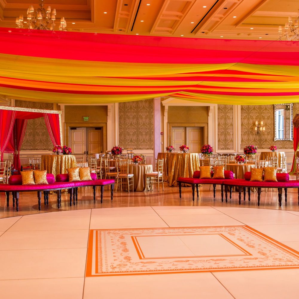  Design & Decor Indian Weddding Decor Service