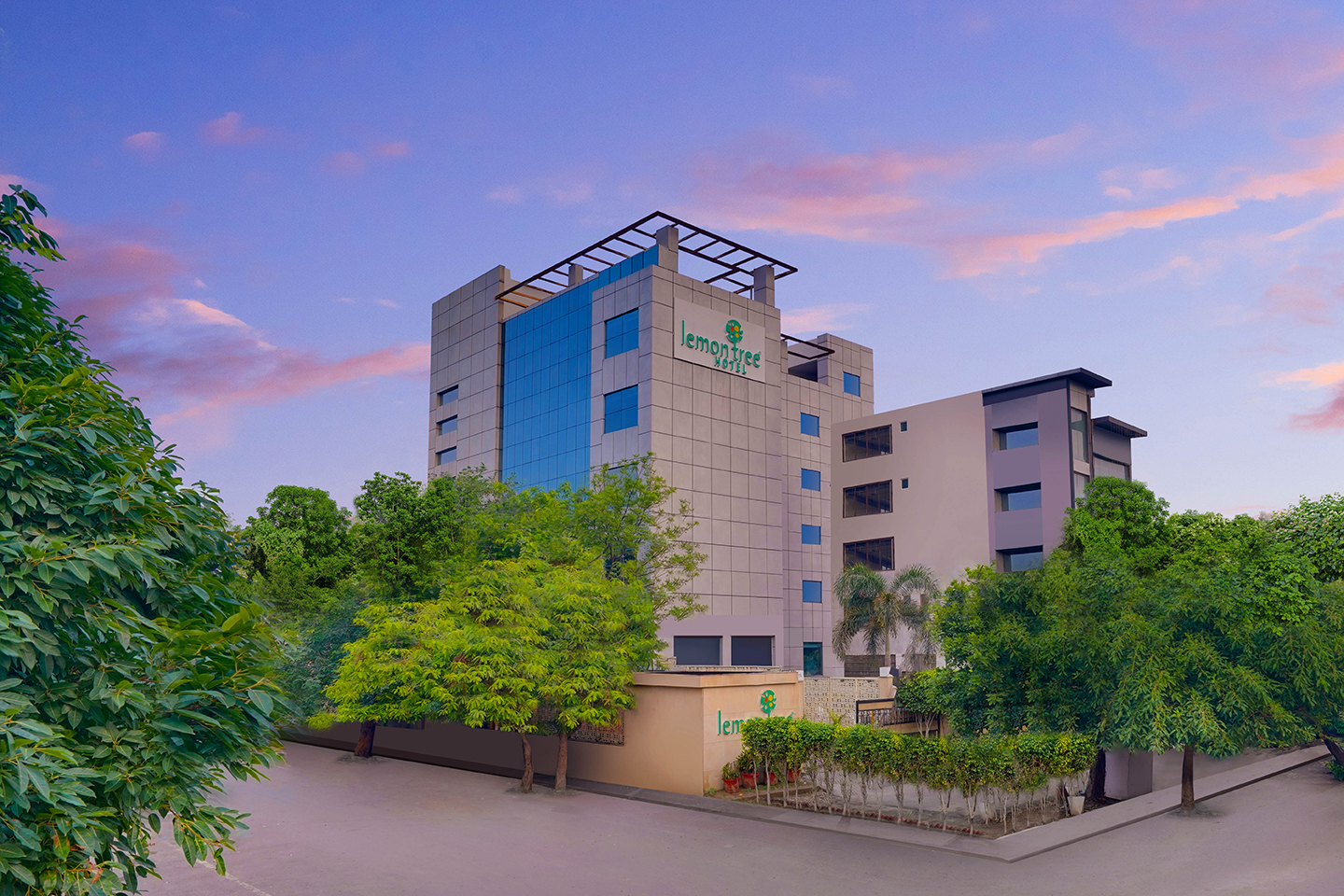  Hotels In Noida Sector 1