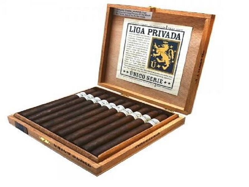  Liga Privada Único Ratzilla Cigars - Premium Selection at Smokedale Tobacco