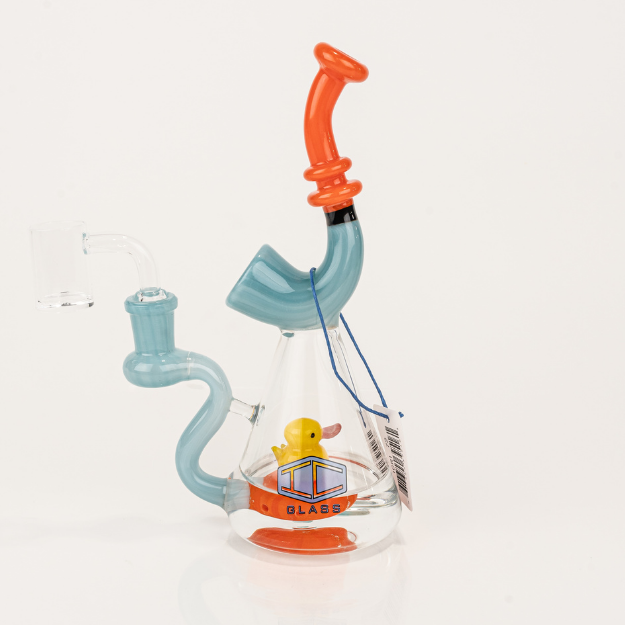  Quack Up Your Collection with the IC Glass Exotic Duck Pipe!