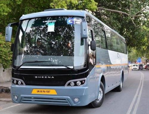  Tempo traveller in Noida   (https://trimurtitourtravels.com/tempo-travellers/)