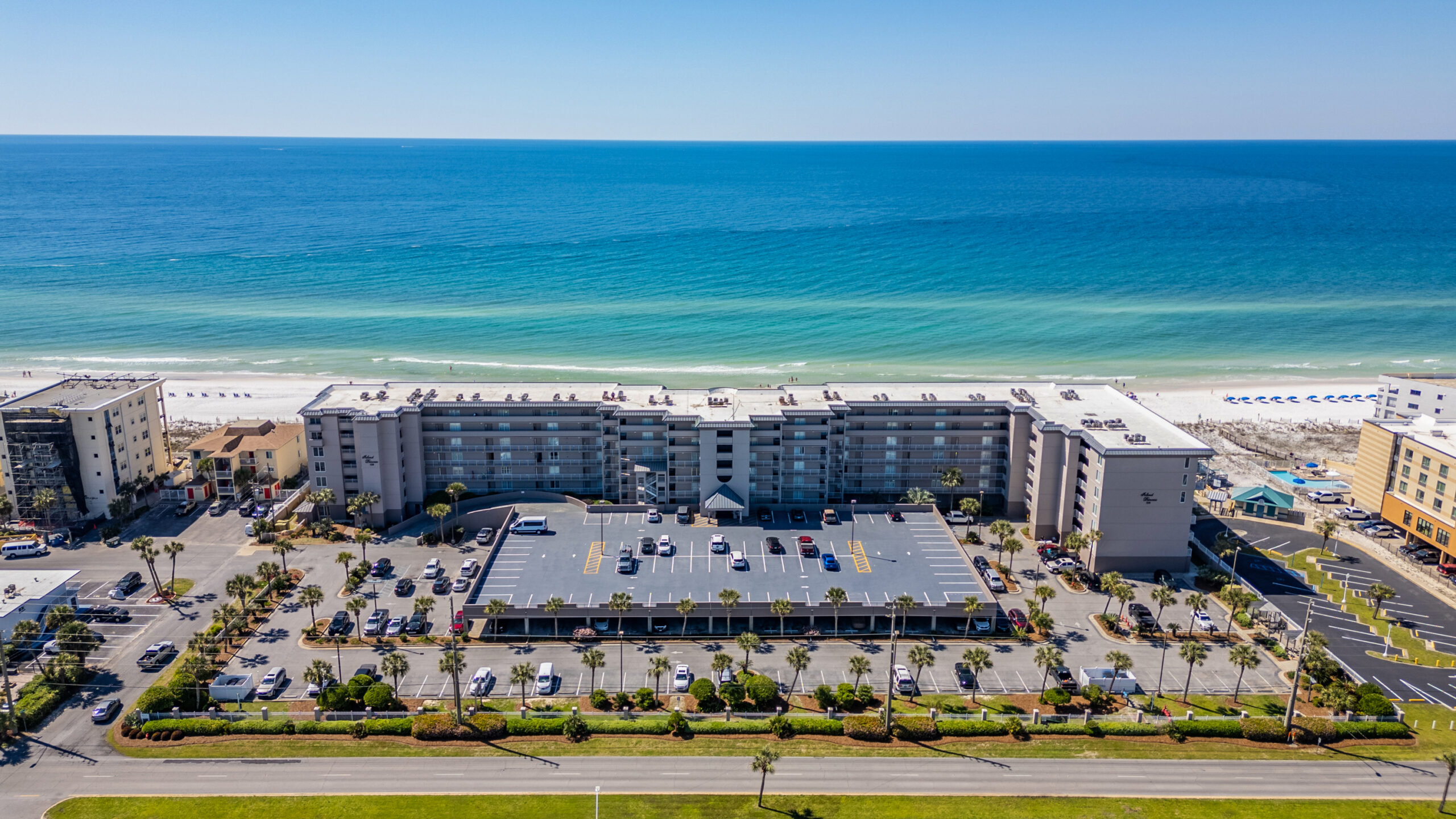  Ultimate Vacation Experience at Okaloosa Beach Condos: Your Home Away from Home