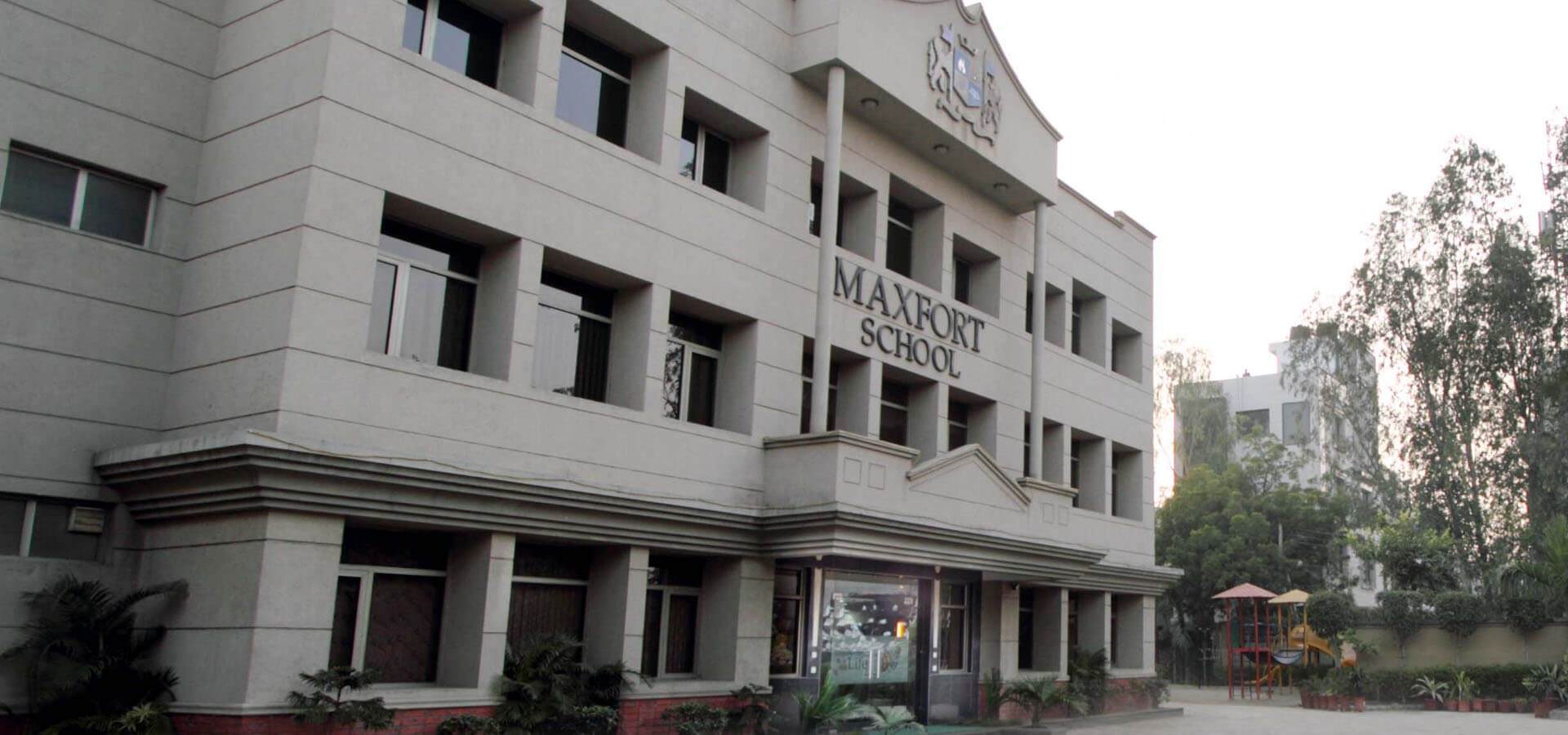  Maxfort - Best school in pitampura