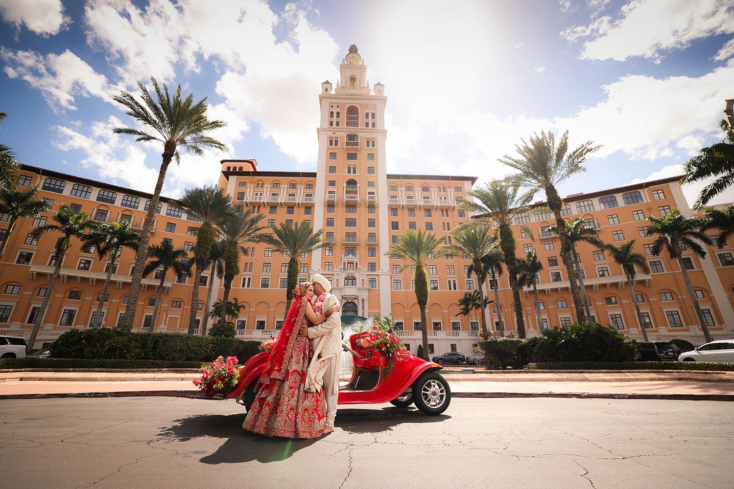  South Asian Wedding Photographers: Celebrating Culture, Love, and Tradition